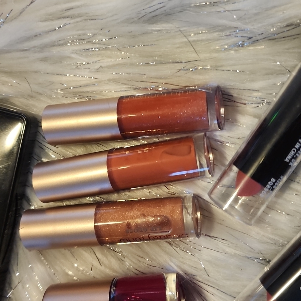 New bundle makeup Set - Picture 3 of 5